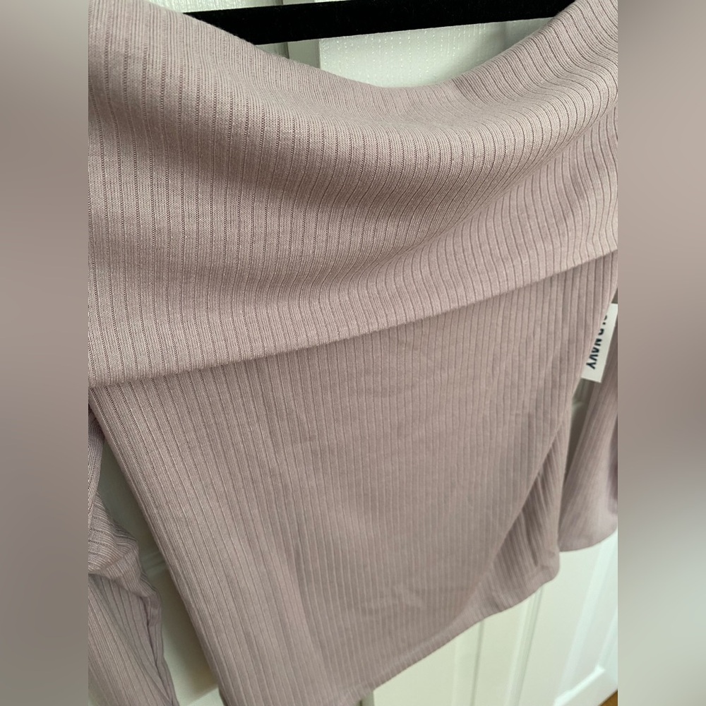 Off-Shoulder Ribbed Top in Mauve - Picture 2 of 2
